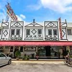 Rose Cottage Hotel Taman Daya
