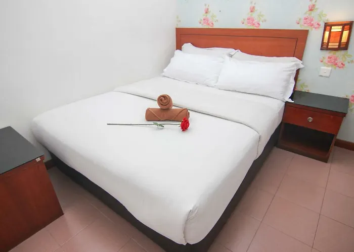 Rose Cottage Hotel Taman Daya