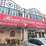 Rose Cottage Hotel Taman Daya